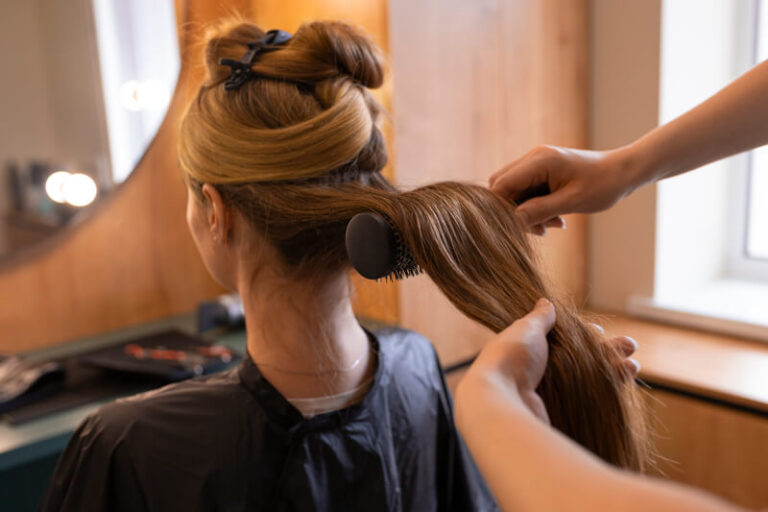 How to Do a Perfect Ponytail for Every Hair Type